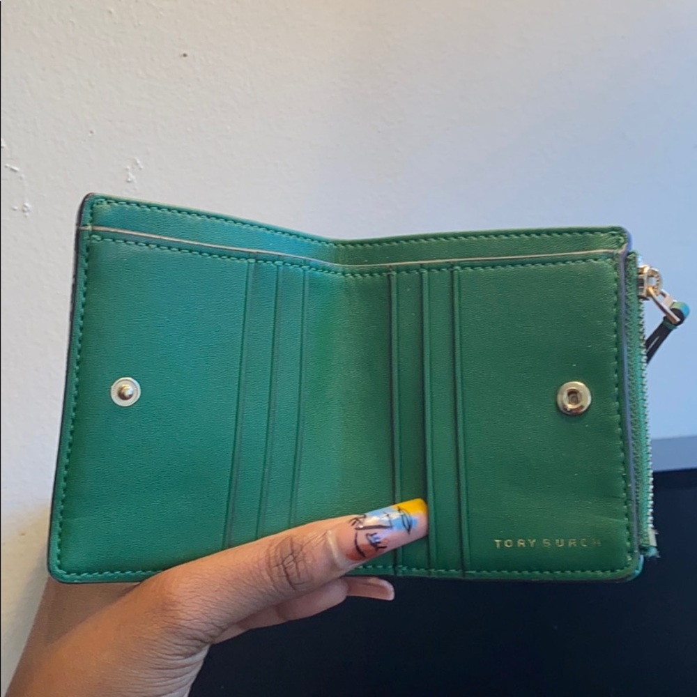 Tory Burch mini wallet - Picture 2 of 4